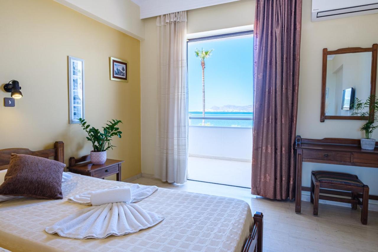 Ampavris Seaside Apartments מראה חיצוני תמונה